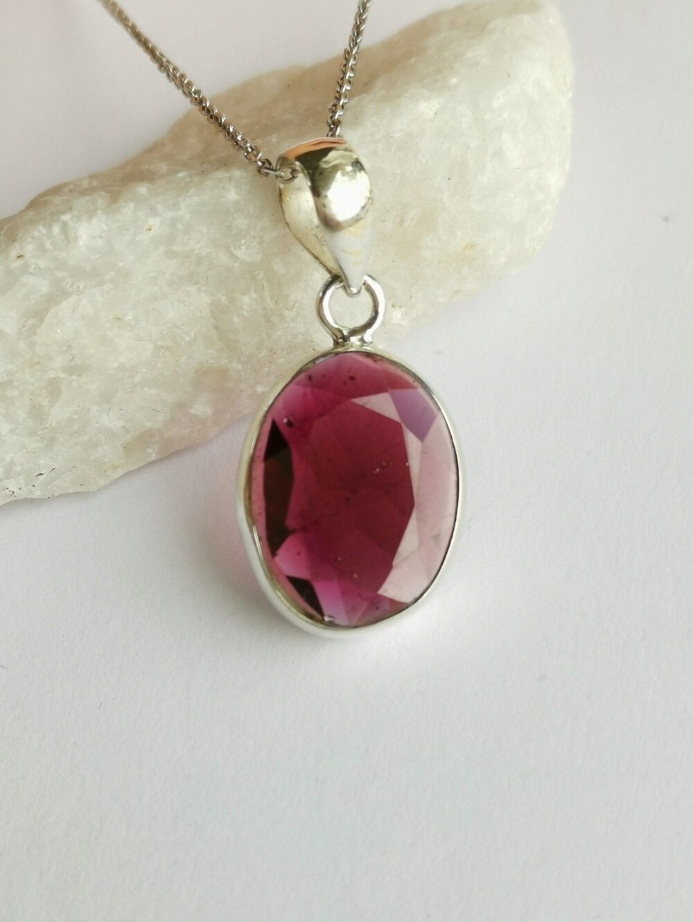Garnet pendant necklace in Sterling Silver 🆕